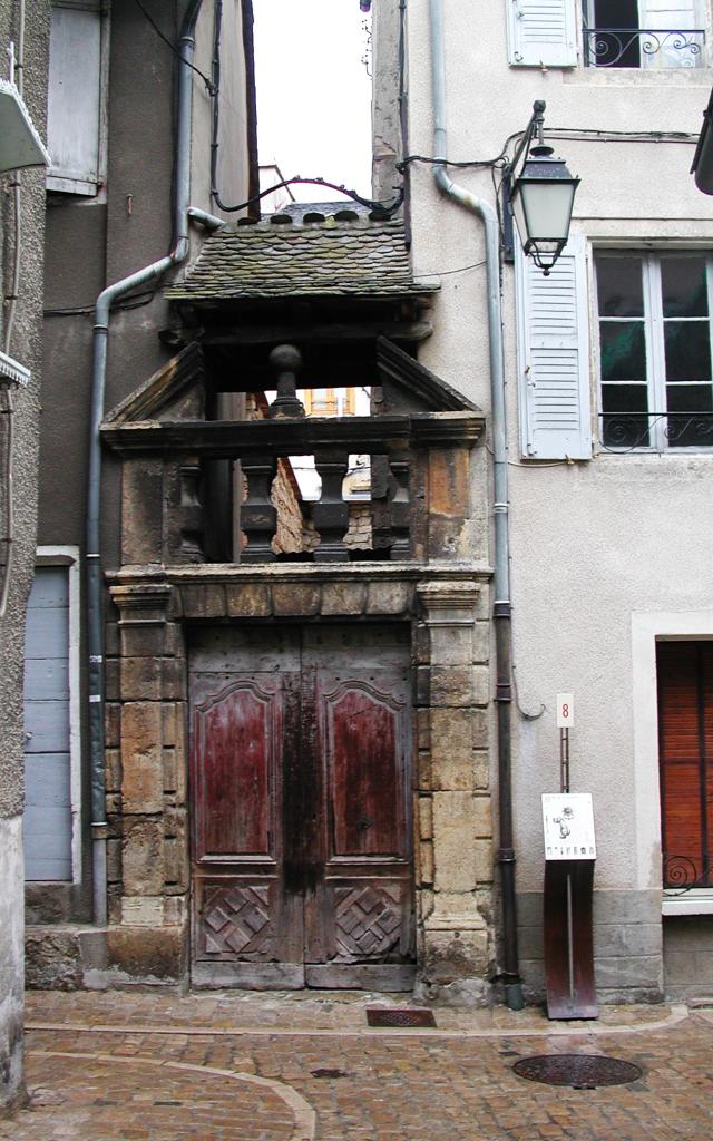 Alte Tür, Rue de la Jarretière in Mende