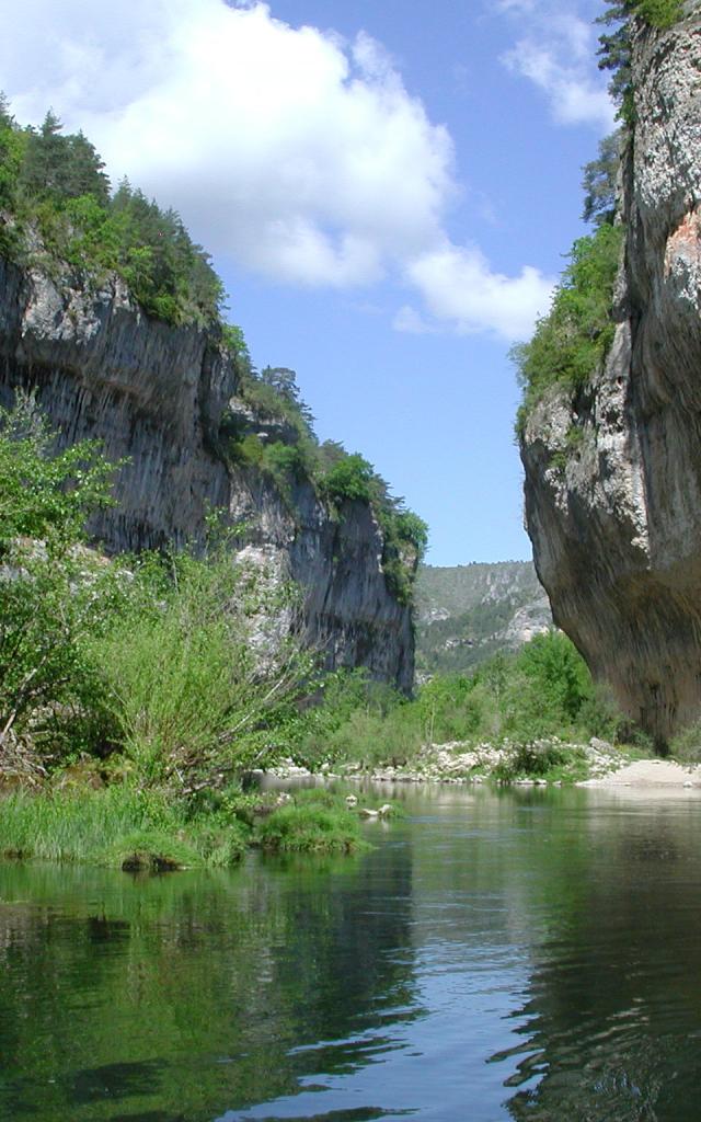 Les Gorges du Tarn en barque ou en canoë