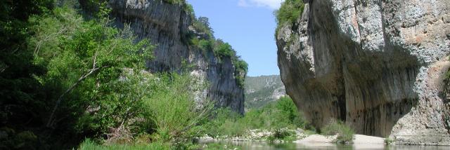 Les Gorges du Tarn en barque ou en canoë