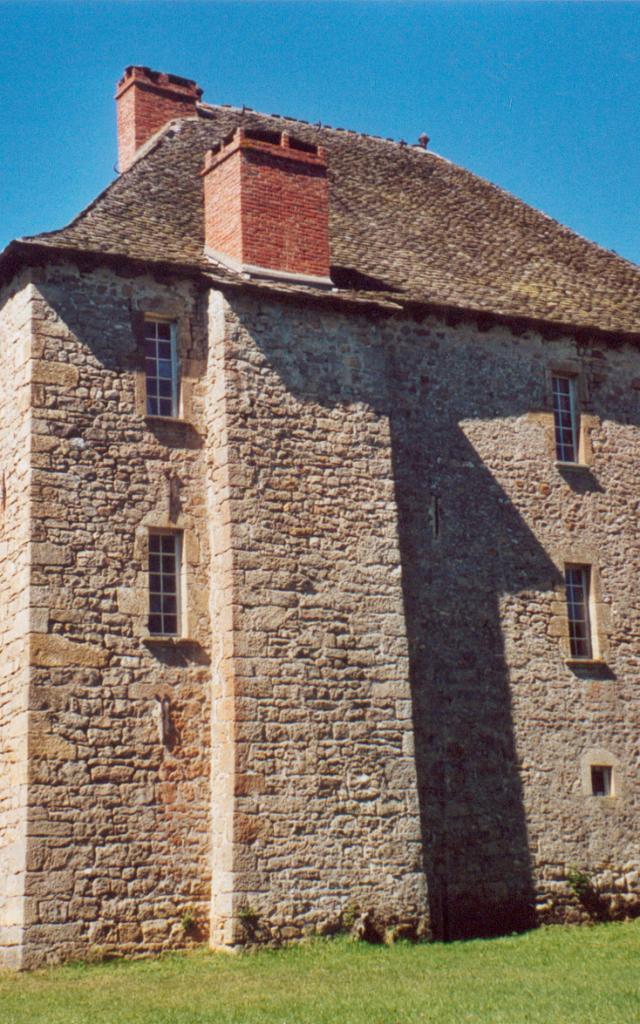 Le Château De Bahours