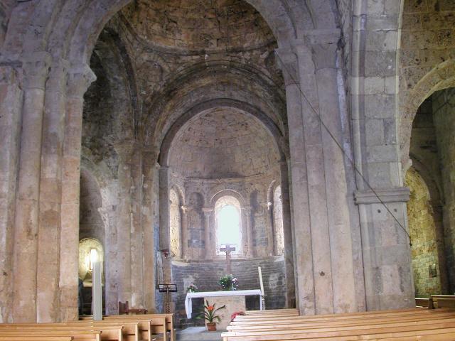 Eglise de Lanuéjols (48) - Intérieur