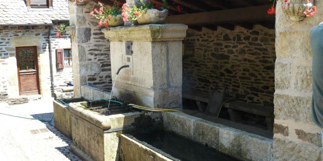 Fontaine Du Mas 1