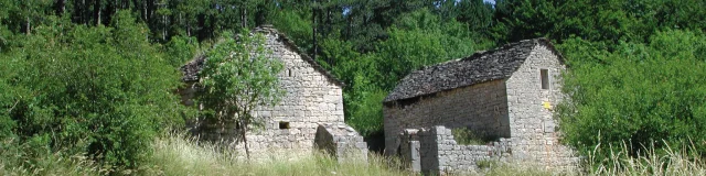 Village mort du Gerbal sur le Causse de Mende