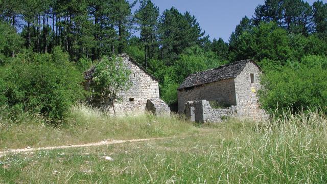 Totes Dorf von Gerbal auf dem Causse de Mende