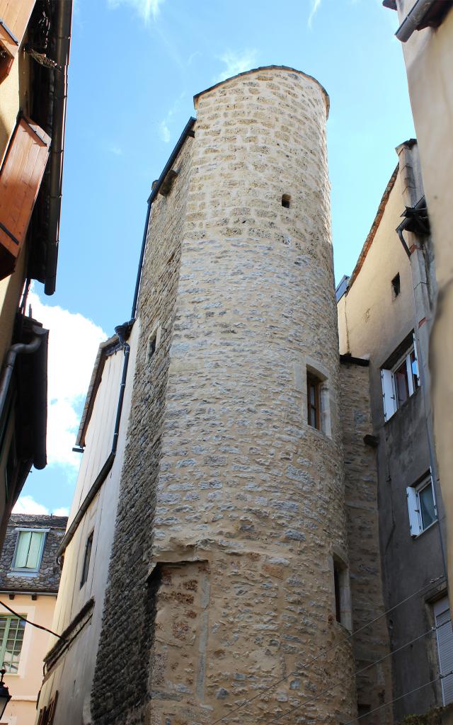 Tour d'escalier, rue de l'Orange à Mende