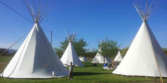 Zackary Tipi, hébergement insolite en Lozère