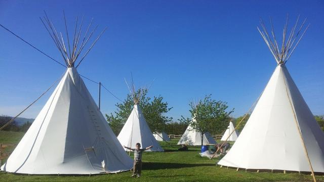 Zackary Tipi, hébergement insolite en Lozère