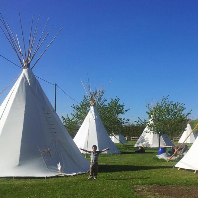 Zackary Tipi, hébergement insolite en Lozère