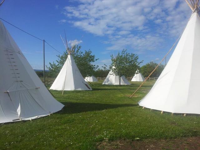 Zackary Tipi, hébergement insolite en Lozère