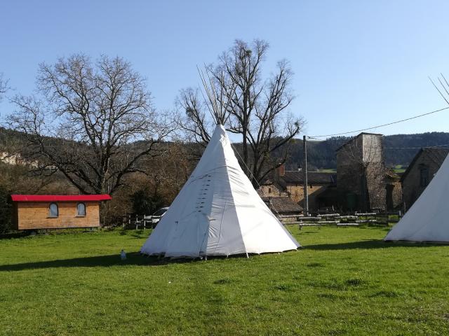 Zackary Tipi, hébergement insolite en Lozère