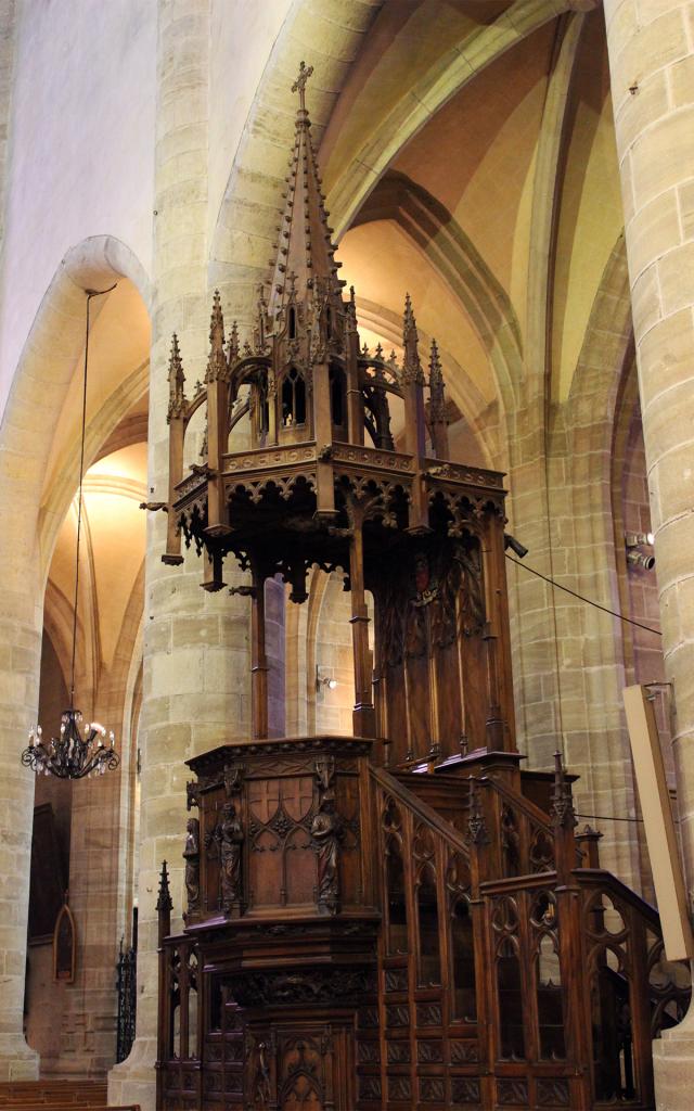 die Kanzel in der Kathedrale von Mende