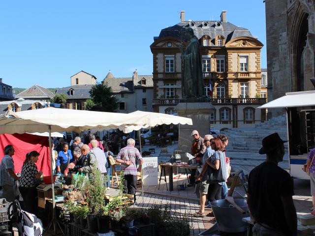 Die Märkte in Mende place Urbain V