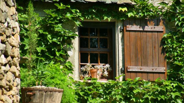 Façade d'une maison de pays