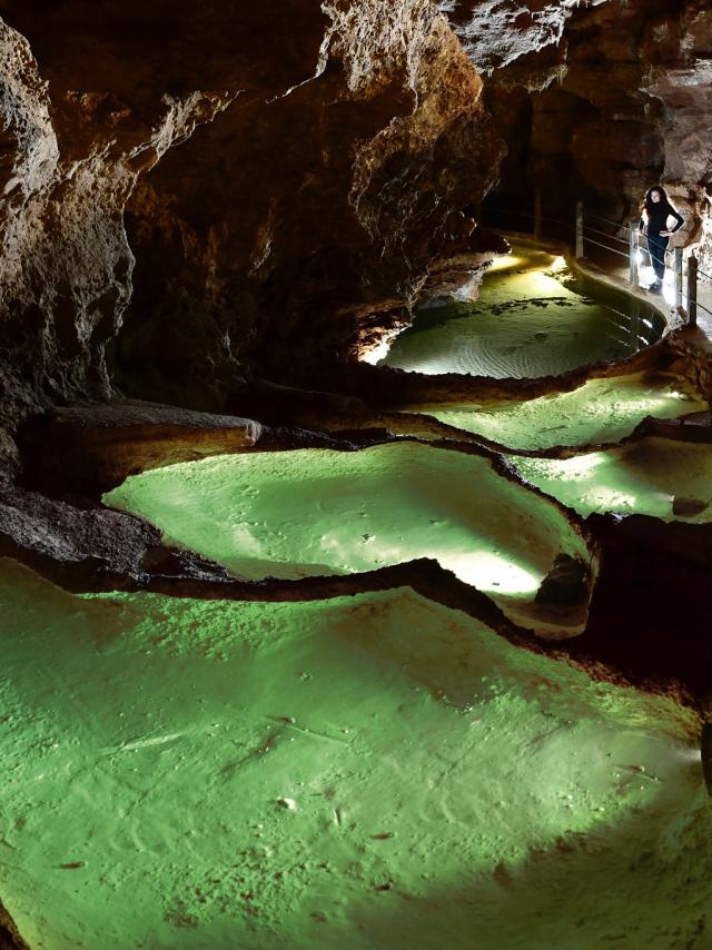 Grotte De Dargilan Reduit