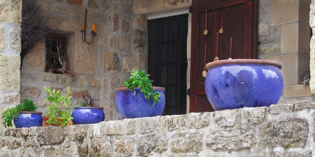 Terrasse Pots Violets