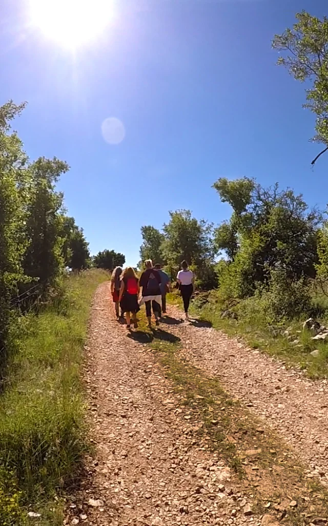 Balade sur le Causse de Changefège entre amis