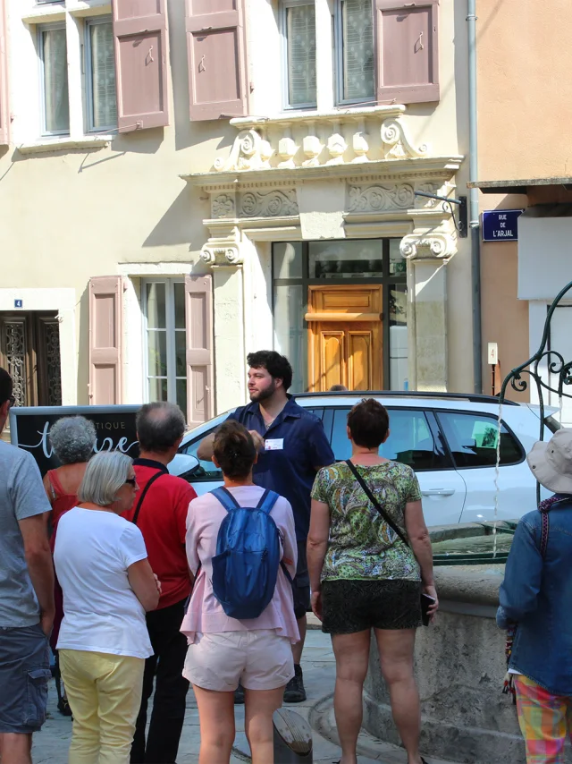 Visite Guidée du centre-historique de Mende par le guide conférencier Géraud - juillet 2023